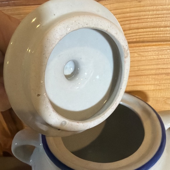 Vintage Bean Pot White With Blue Band - Picture 4 of 5